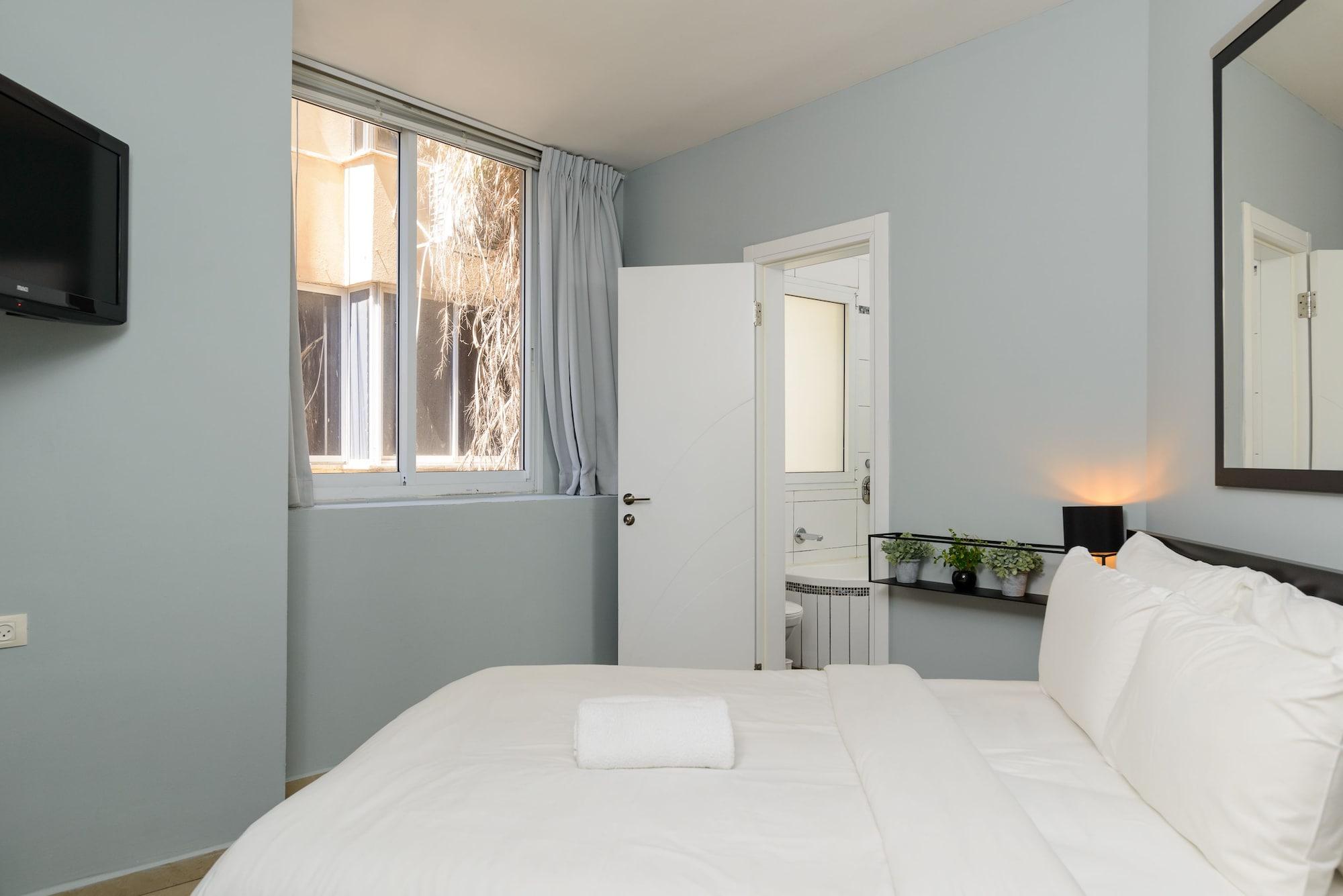 Liber Apartments By Raphael Hotels Тел Авив Екстериор снимка
