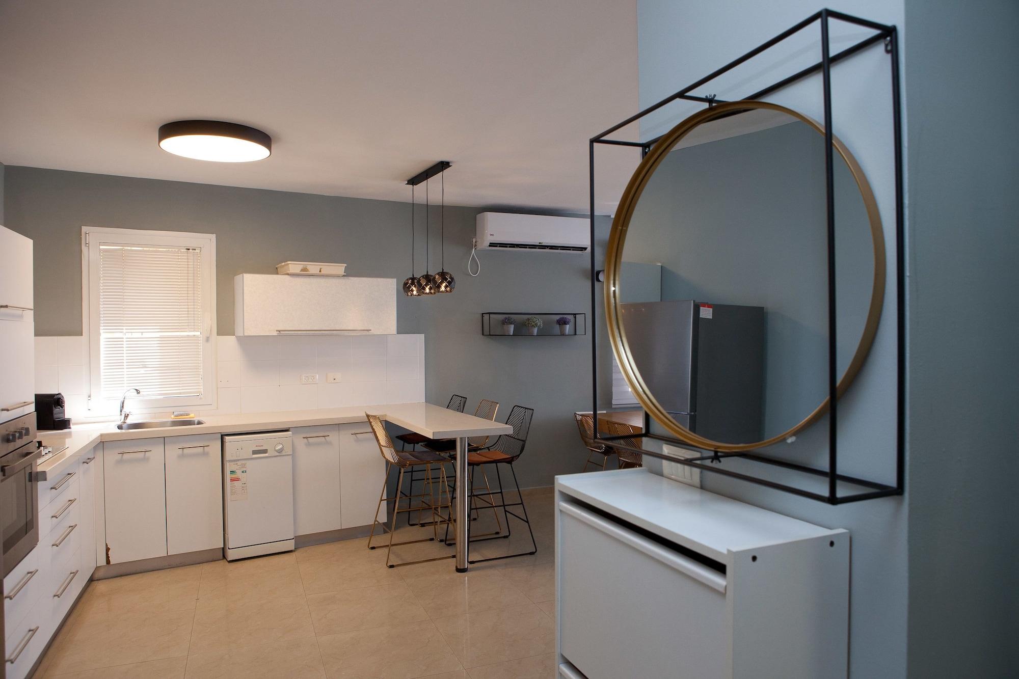 Liber Apartments By Raphael Hotels Тел Авив Екстериор снимка