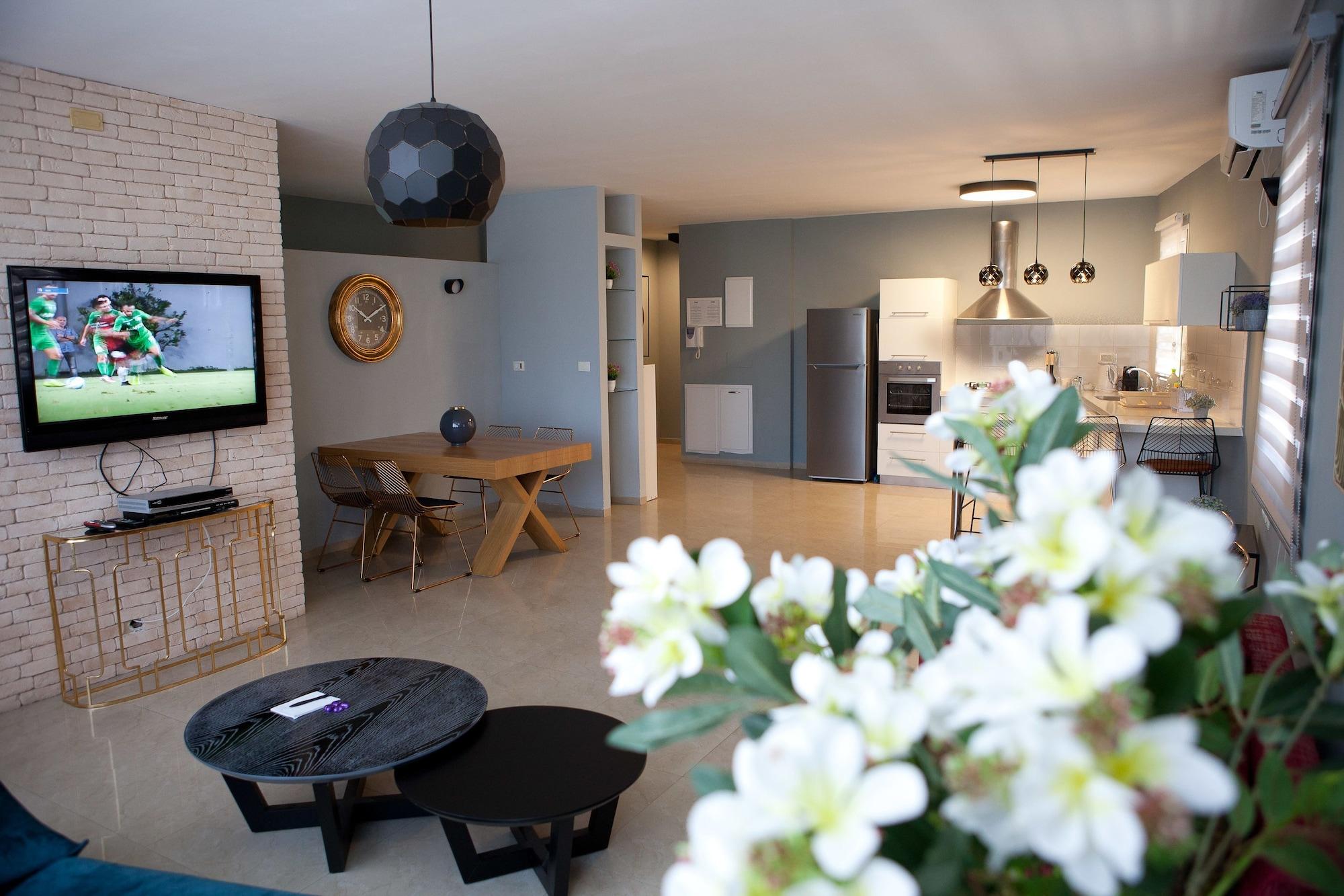 Liber Apartments By Raphael Hotels Тел Авив Екстериор снимка