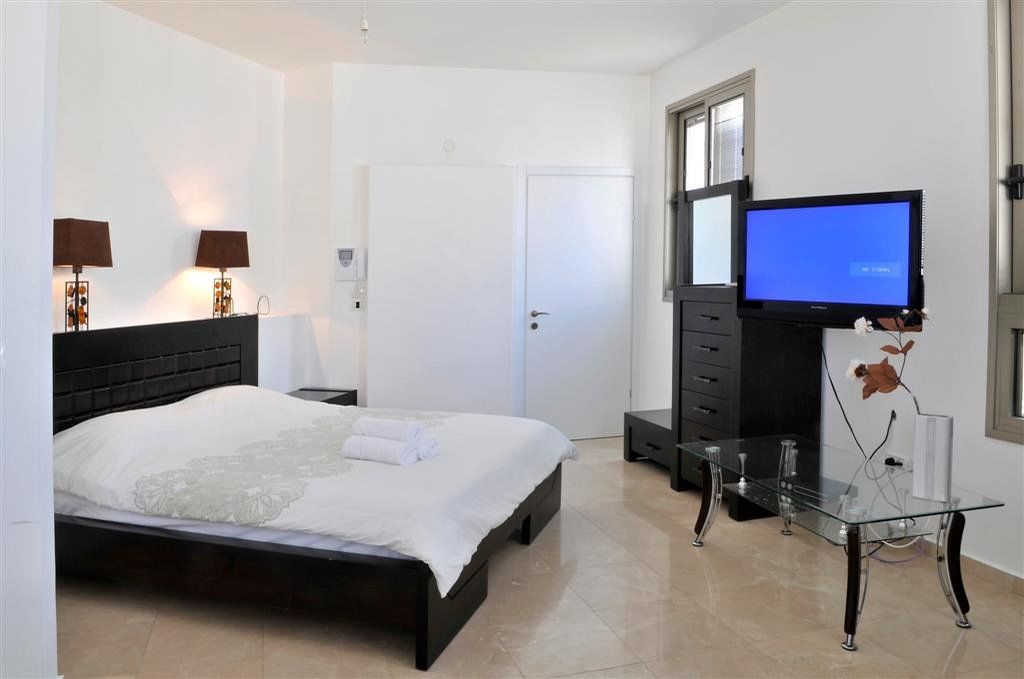 Liber Apartments By Raphael Hotels Тел Авив Екстериор снимка