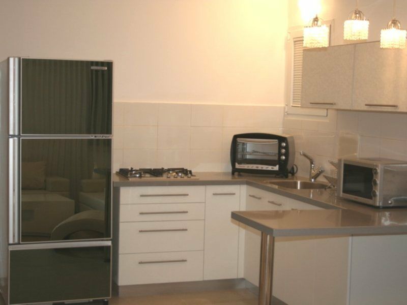 Liber Apartments By Raphael Hotels Тел Авив Екстериор снимка